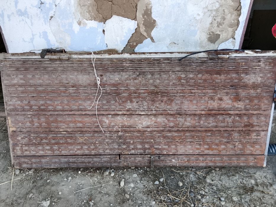 Темір есіктер сатылады