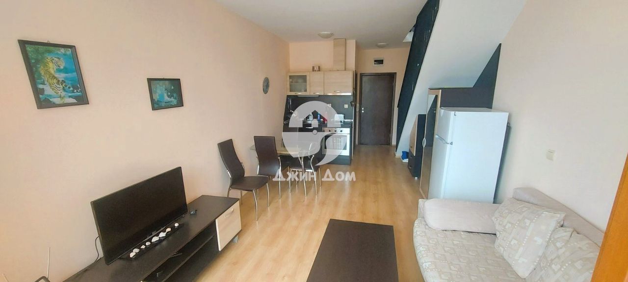 Продава се Двустаен апартамент в Свети Влас - 78 кв.м за 936 €/кв.м - Снимка #2