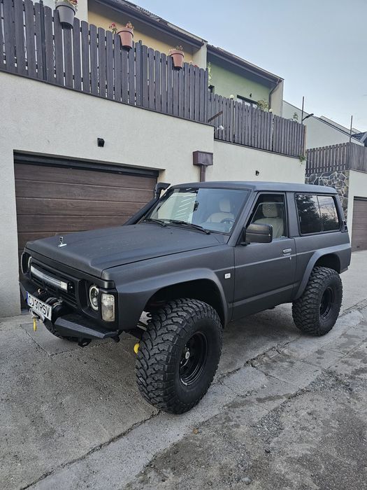 Vând Nisan Patrol  Y 60  motor BMW M57