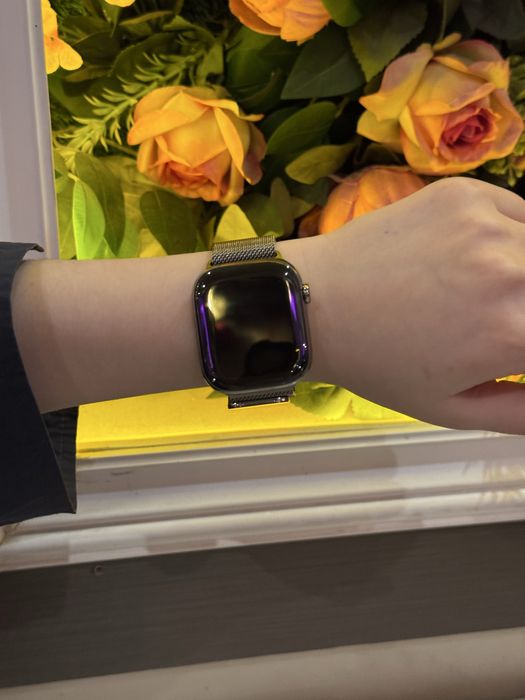 Продам Apple Watch Series 10 в титановом корпусе