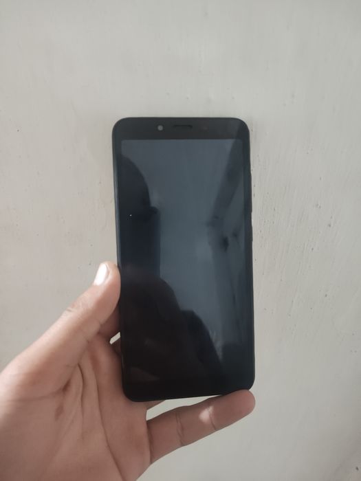Redmi 6a sotiladi.