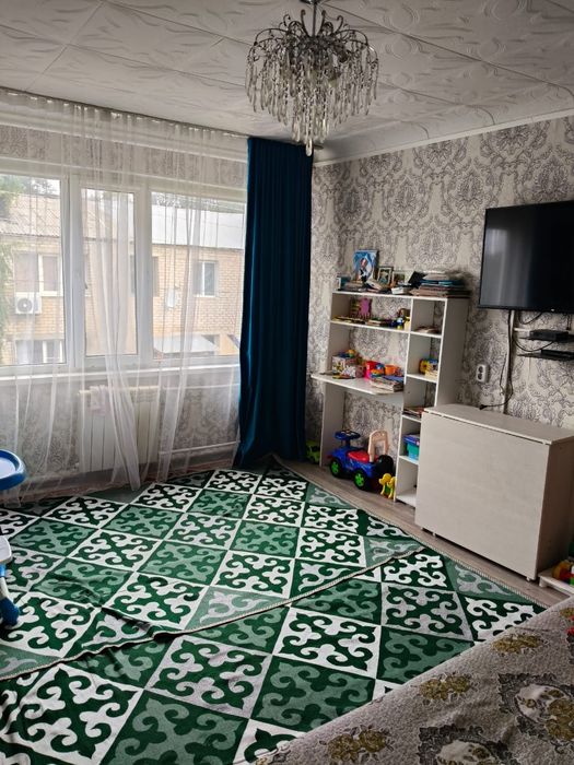 Продам квартиру 2х к.кв.