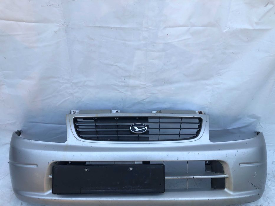 Предна броня Daihatsu Cuore 2003г