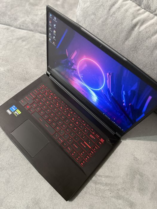 Laptop Gaming MSI GF63
