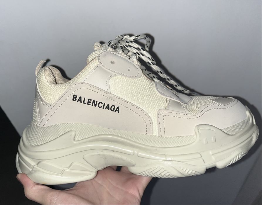 Balenciaga Triple S Cream