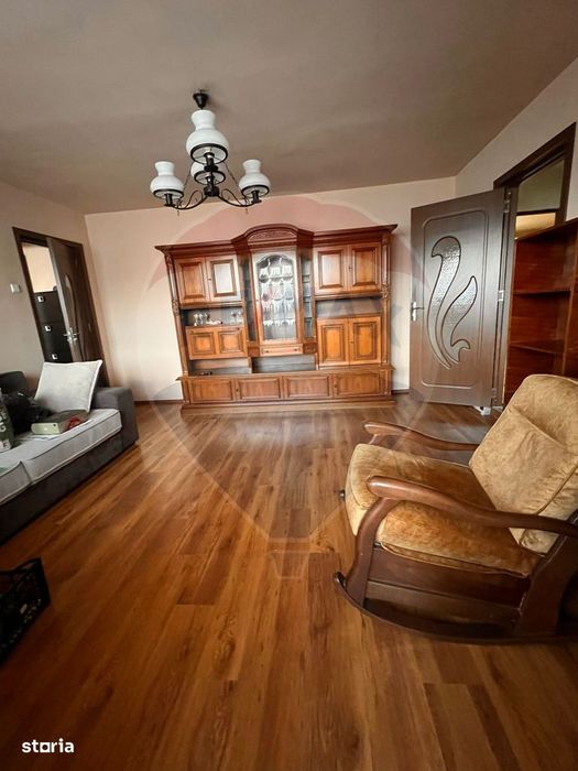 Apartament de vanzare-3 camere, Str.George Enescu, Craiova