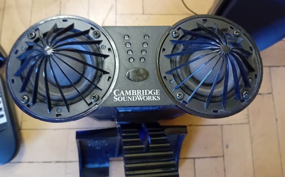 Boxe gaming Playworks Creative ps2000