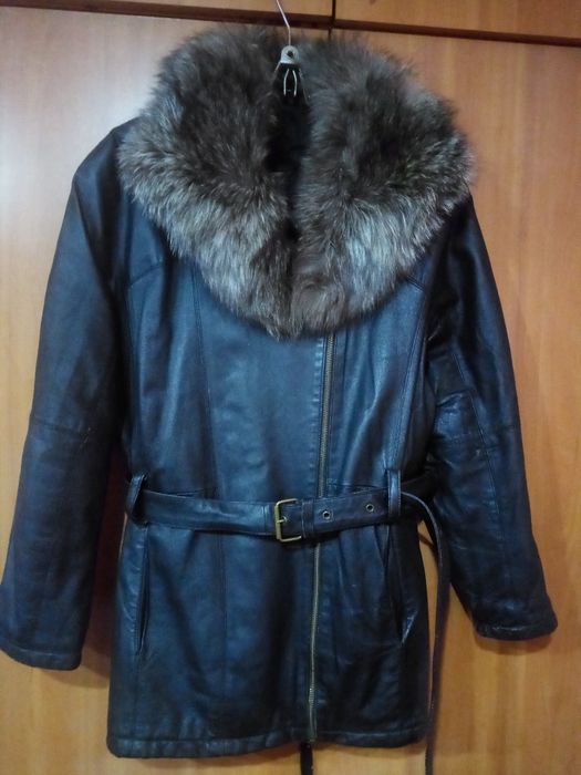 Кожаная косуха, воротник чернобурка Р 50.