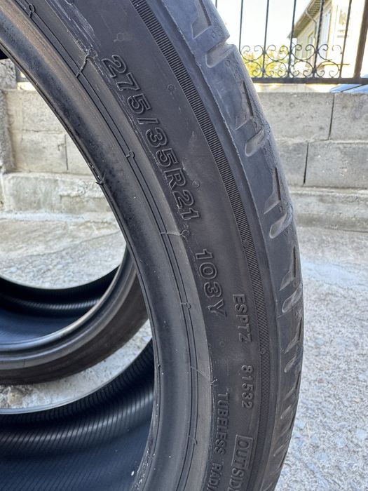 Два броя перфектни гуми без фитили и лепенки