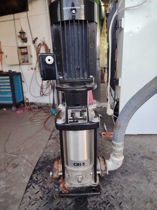 Vând pompă GRUNDFOS CRI 5   1,1 KW