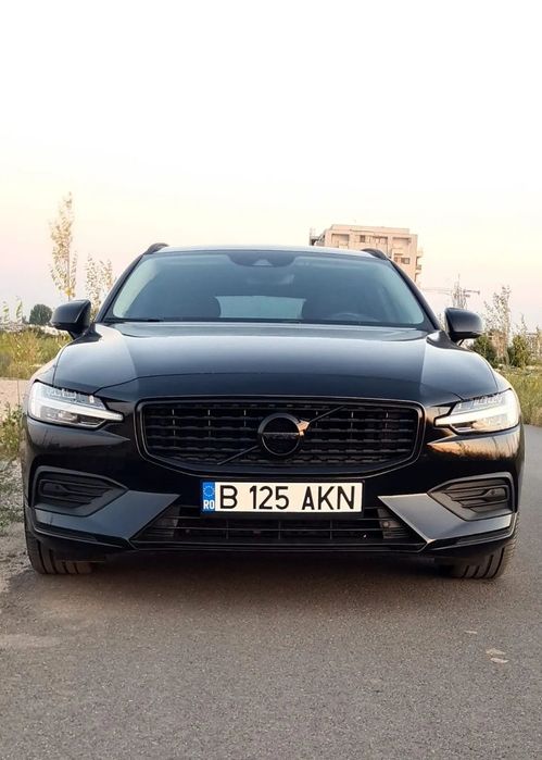 Volvo V60 B3 2021 2.0 163cp Automata Benzina+Electric (incarcare in mers)