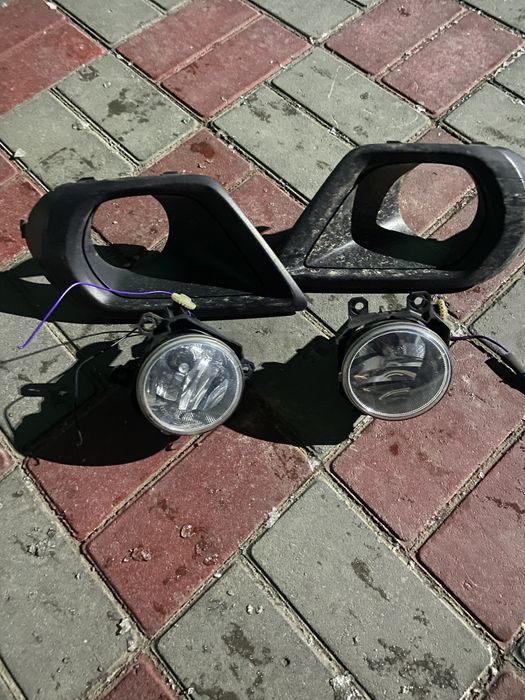 Продам противотуманные фары