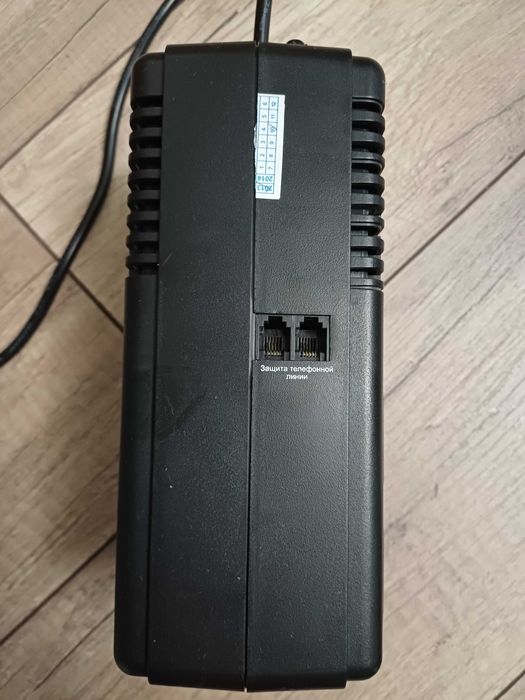 Стабилизатор напряжения SVC AVR-1008-G