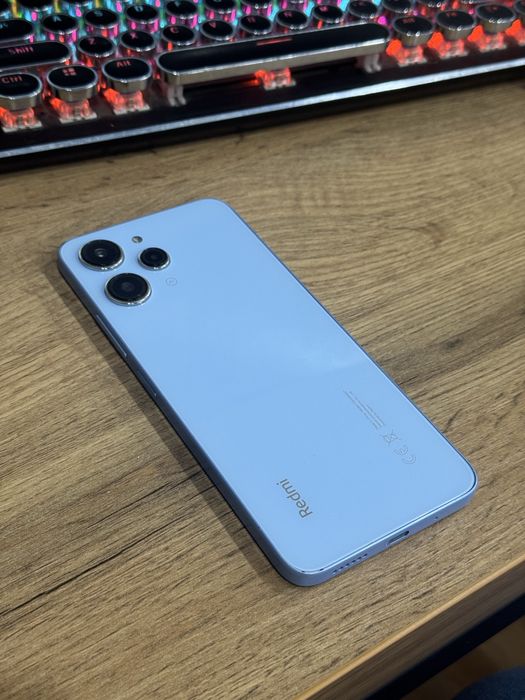 Redmi 12 sotiladi