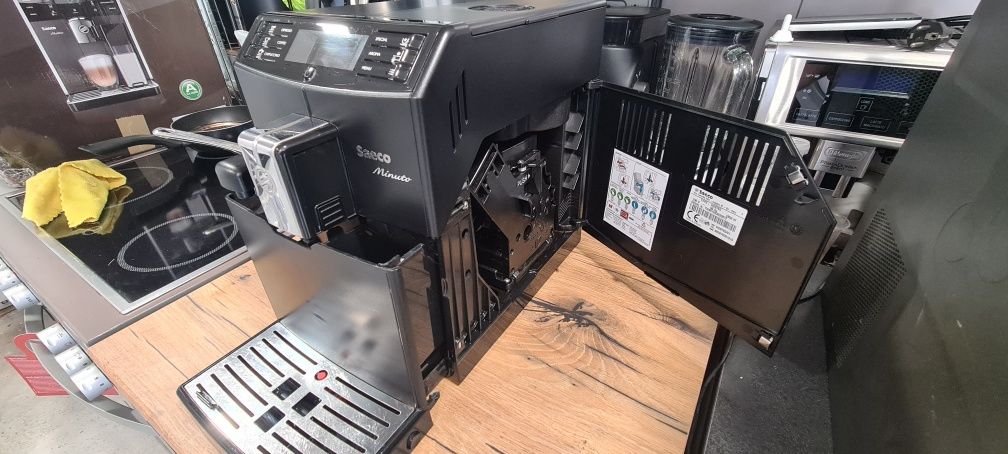 Кафеавтомат Saeco Minuto HD8763