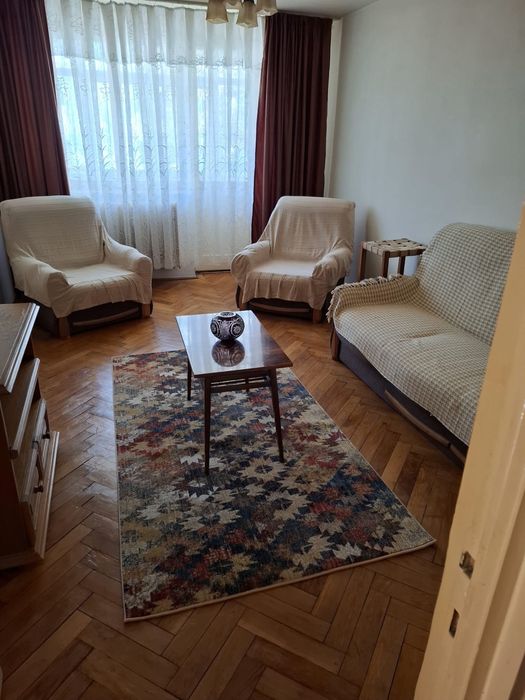 Apartament mobilat zona piata mare , dezrobirii