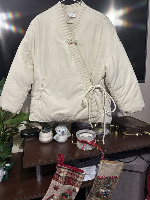 Яке Mango и Reserved