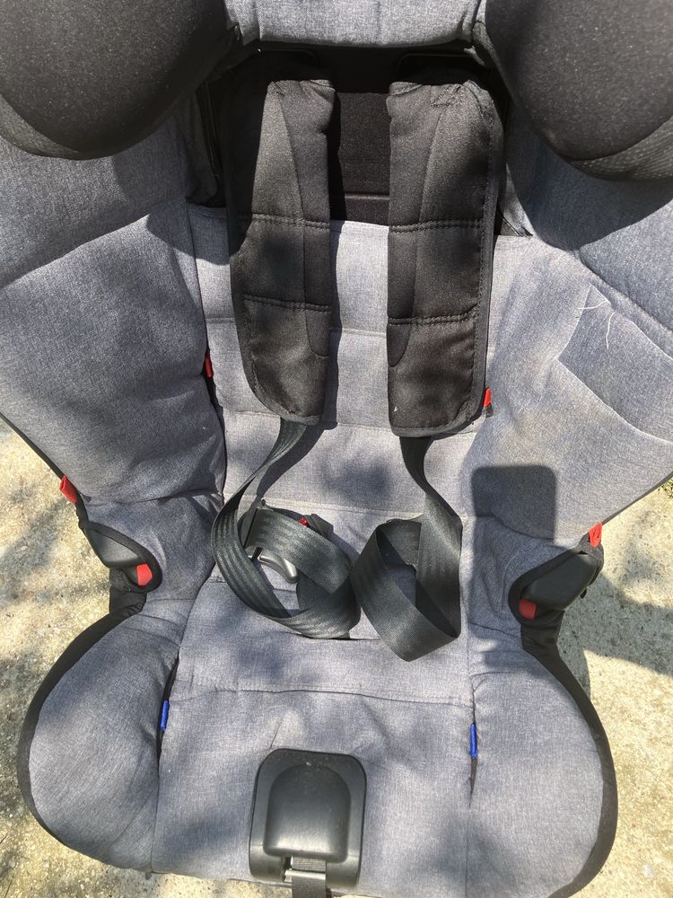 IMPECABIL - Scaun auto Axkid Duofix 9-25 kg, isofox + centura.