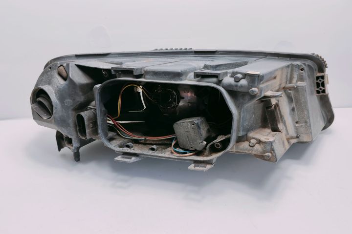 Far  stanga 16013500 Audi A6 4F/C6