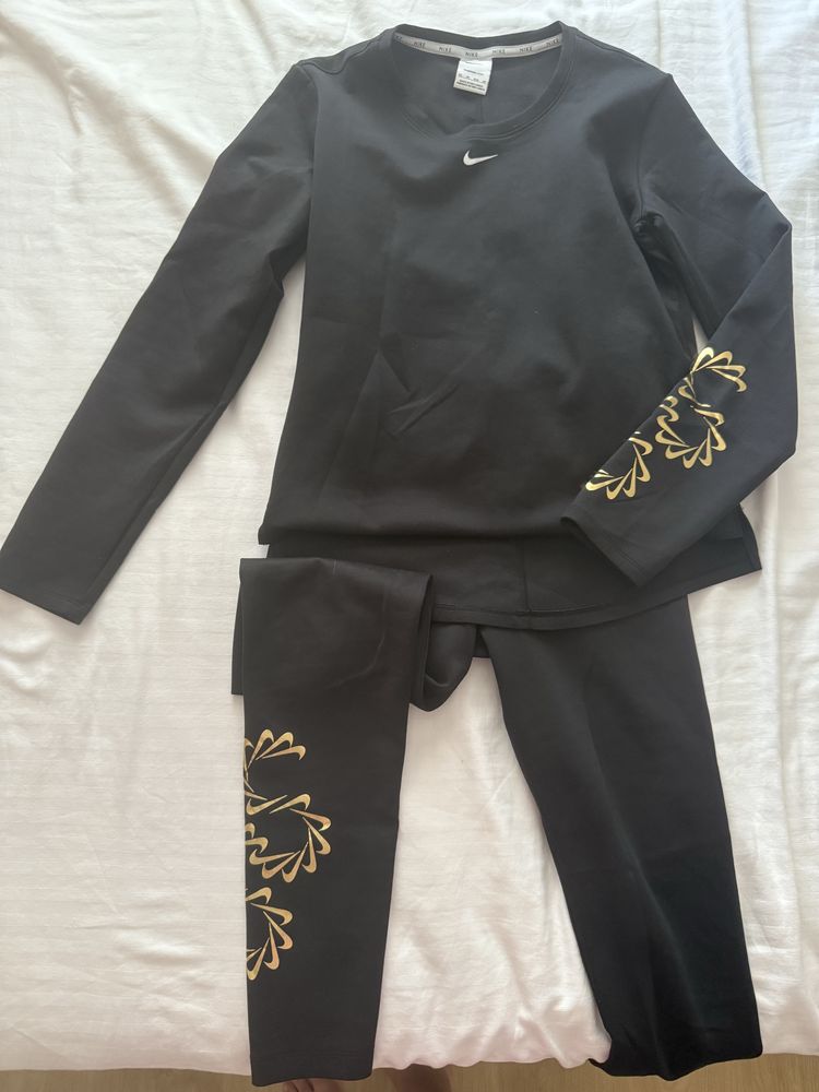 Клин + блуза Nike
