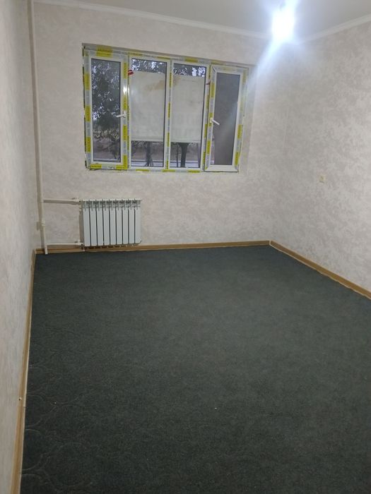 Продаётся 1 ком квартира  в чирчике 1 этаж 3 мкн после ремонта