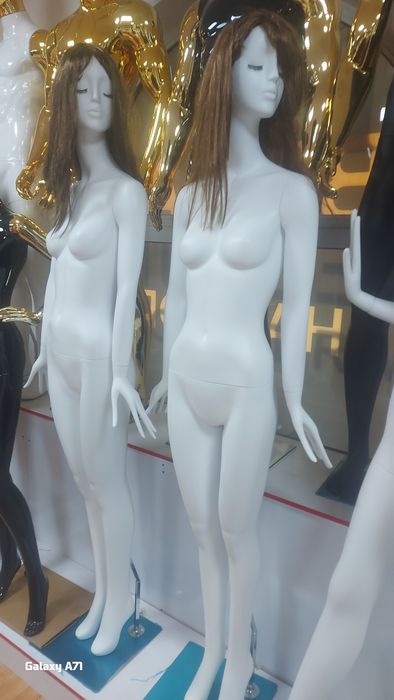 Манекен оригинал фабричный.