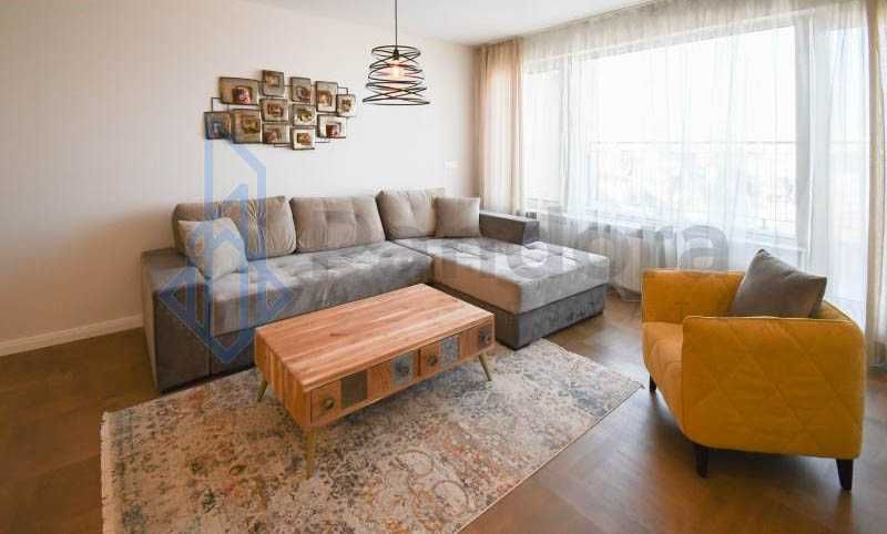 Дава се под наем Двустаен апартамент в София, Лозенец - 100 кв.м за 1200 € - Снимка #2