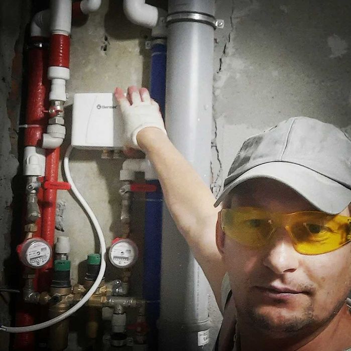 Услуги Сантехника со стажем.