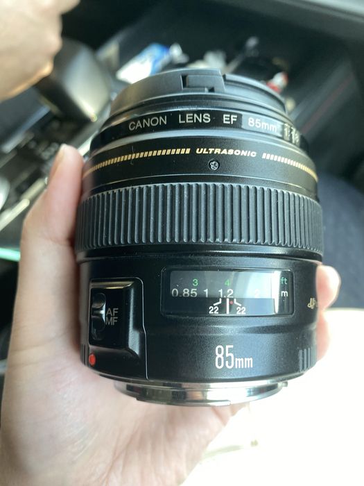 Обьявтив canon 85мм