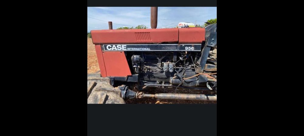 Dezmembrări tractor case ih  956