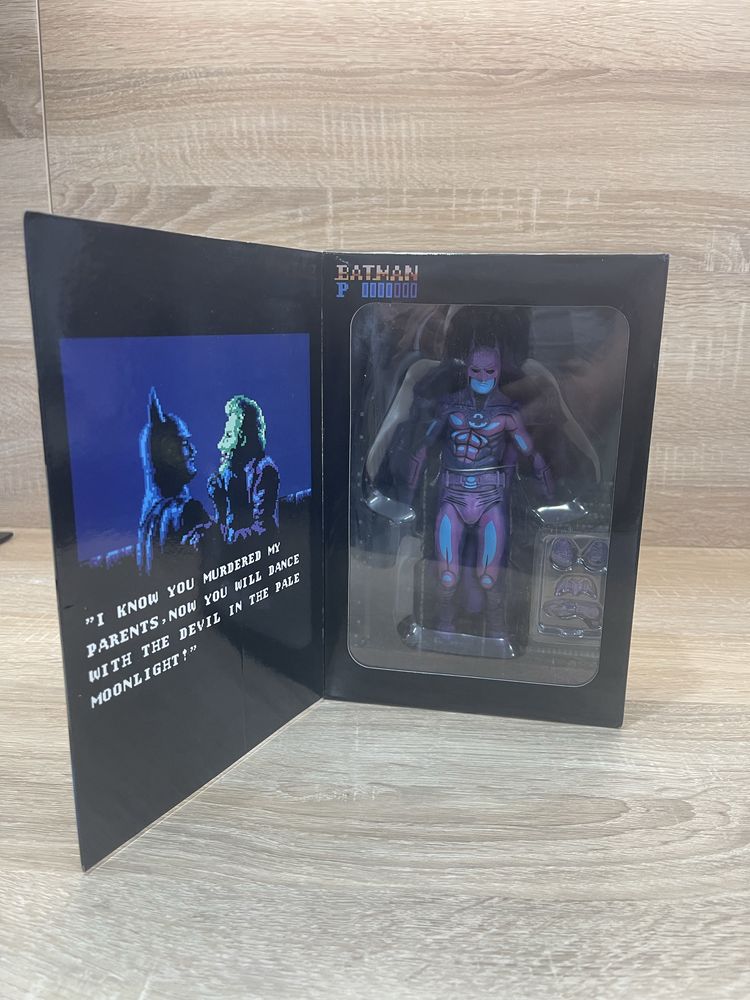 Figurina cu bathman
