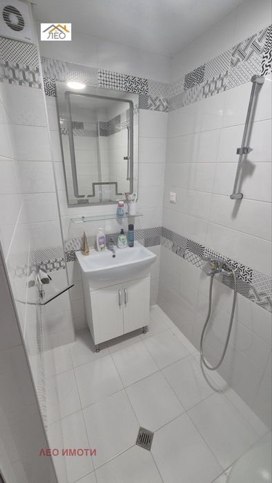Продава се Едностаен апартамент в Севлиево - 51 кв.м за 1270 €/кв.м - Снимка #7