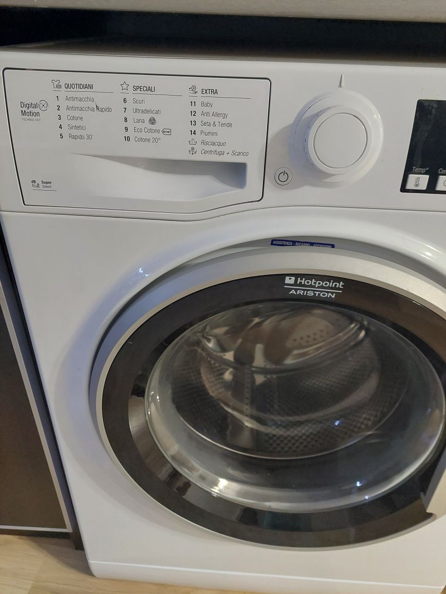 Пералня hotpoint ariston