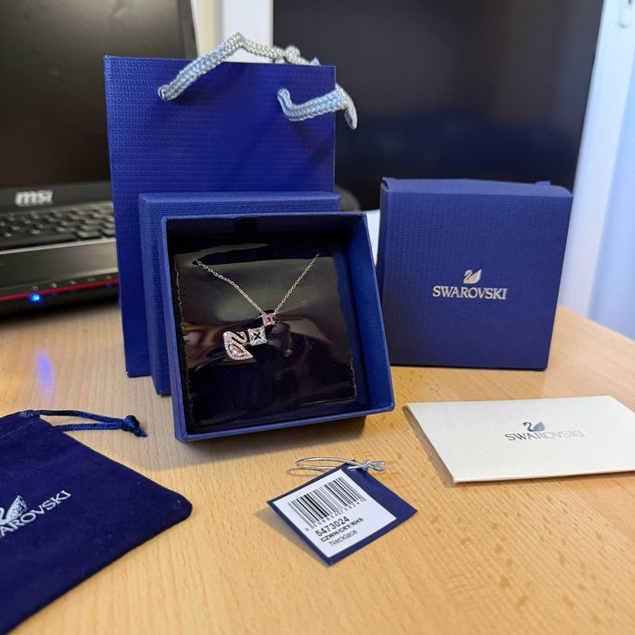 Lantisor Swarovski Dancing Swan Rose/Gold