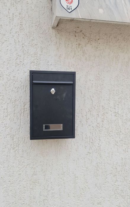 Изработка и монтаж метални огради,врати и патапети от всякакъв тип