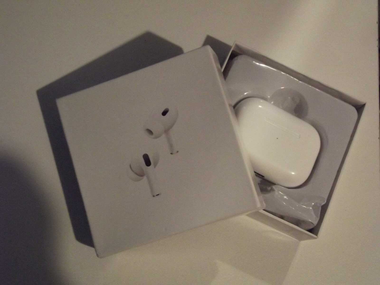 Airpods стил слушалки-нови, удобни и достъпни