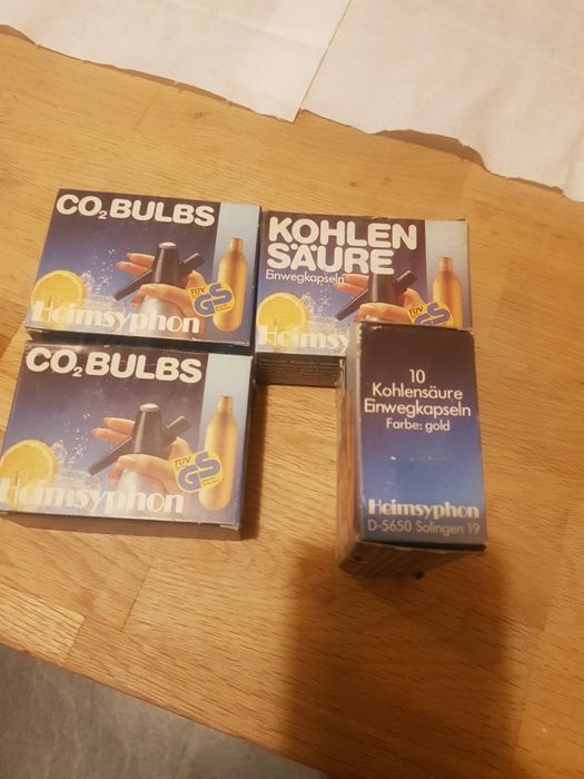 Capsule autosifon vechi