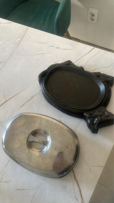 Срочно продам посуду для жаровни!