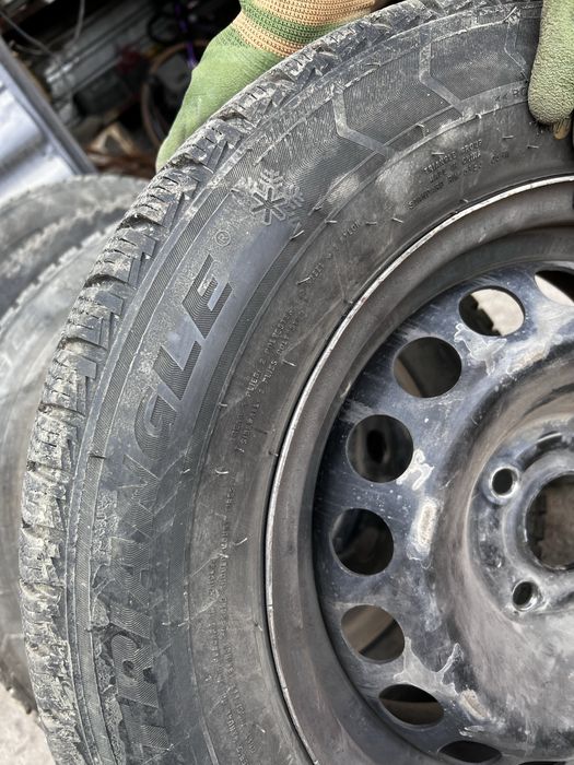 Продам шины с дисками