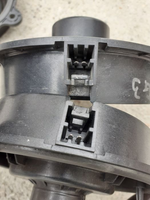 Set Boxe Difuzoare Usa Portiera Fata Spate Renault Megane 3