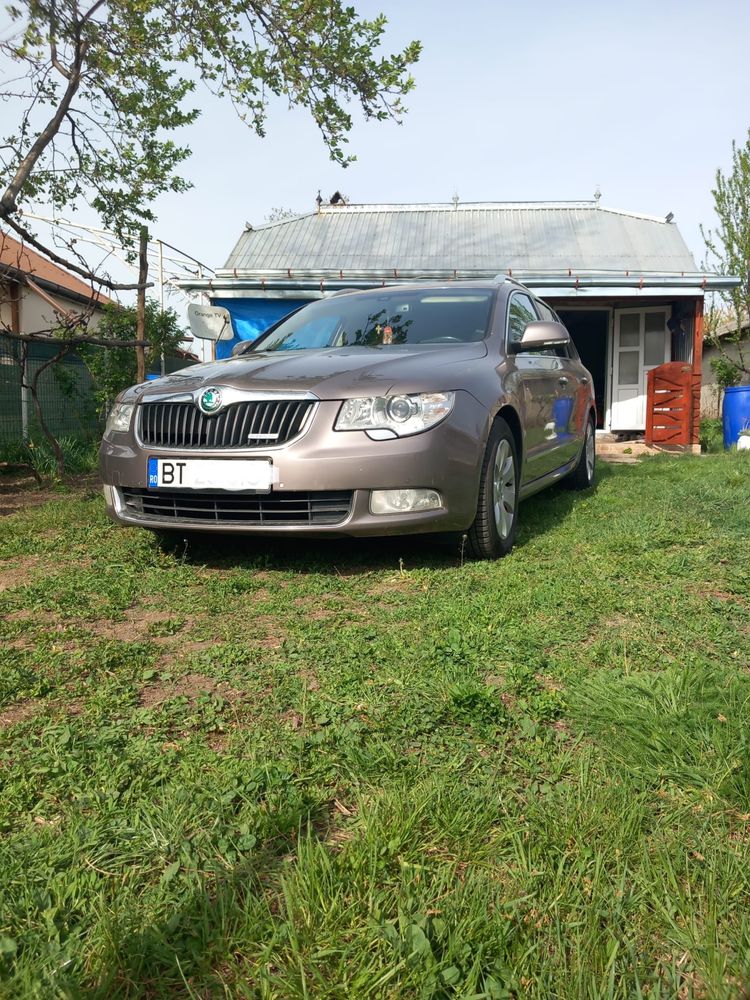 Skoda Superb Combi