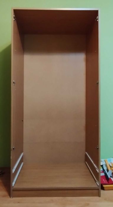 Продавам 2-крилен гардероб(рафтове+чекмеджета) с надстройка 240/90/60