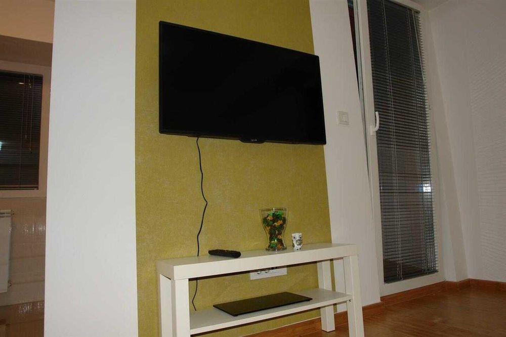 Продава се Тристаен апартамент в Бургас, Център - 96 кв.м за 1488 €/кв.м - Снимка #10