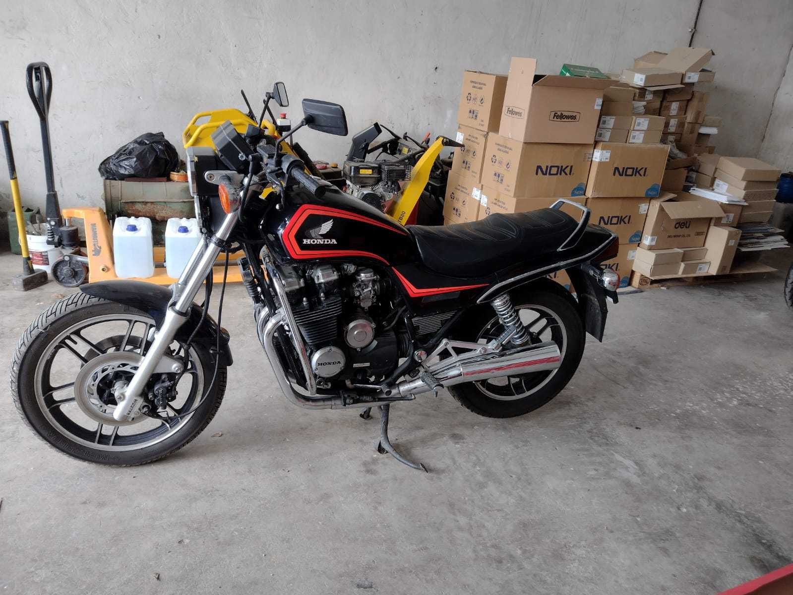 Motocicleta HONDA CBX 650E an 1984