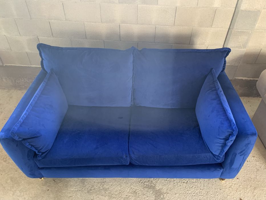 Двуместен диван !!!