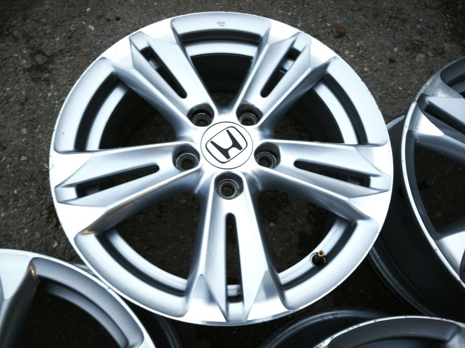 16" оригинални алуминиеви джанти за Honda.