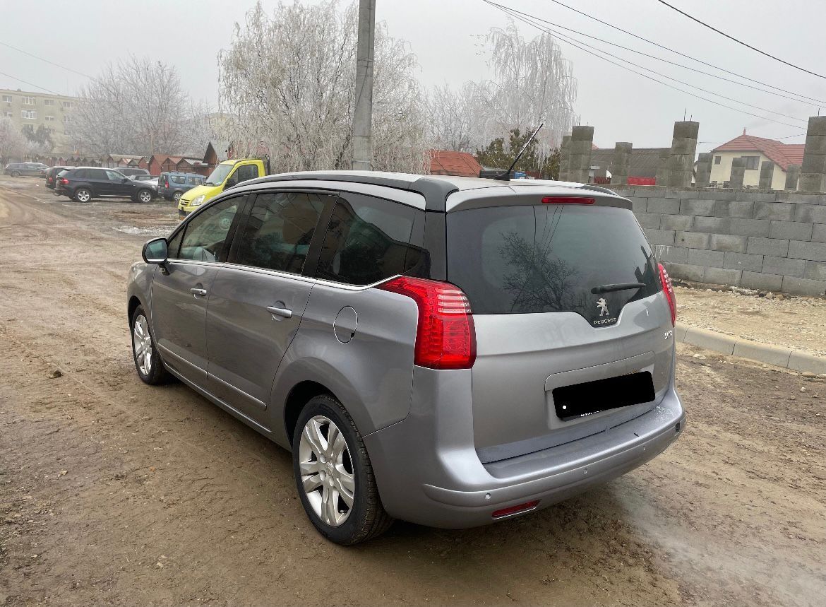 Peugeot 5008 an 2014