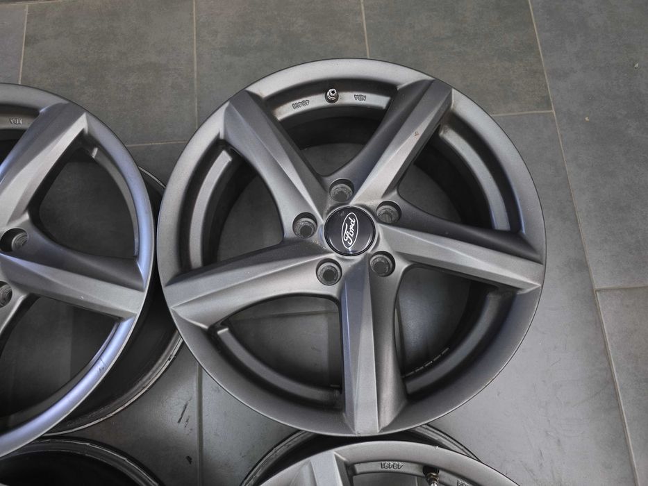 Джанти 16 - Ford