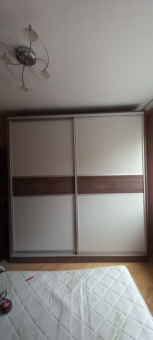 Двукриле гардероб