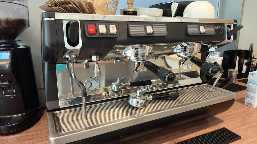 Кофемашина Simonelli Nuova